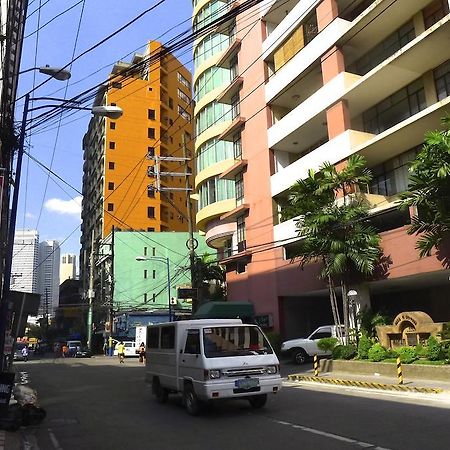 Lokal Hostel Makati City Extérieur photo