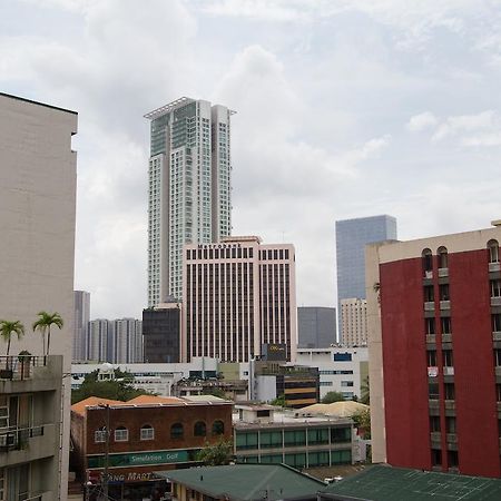 Lokal Hostel Makati City Extérieur photo