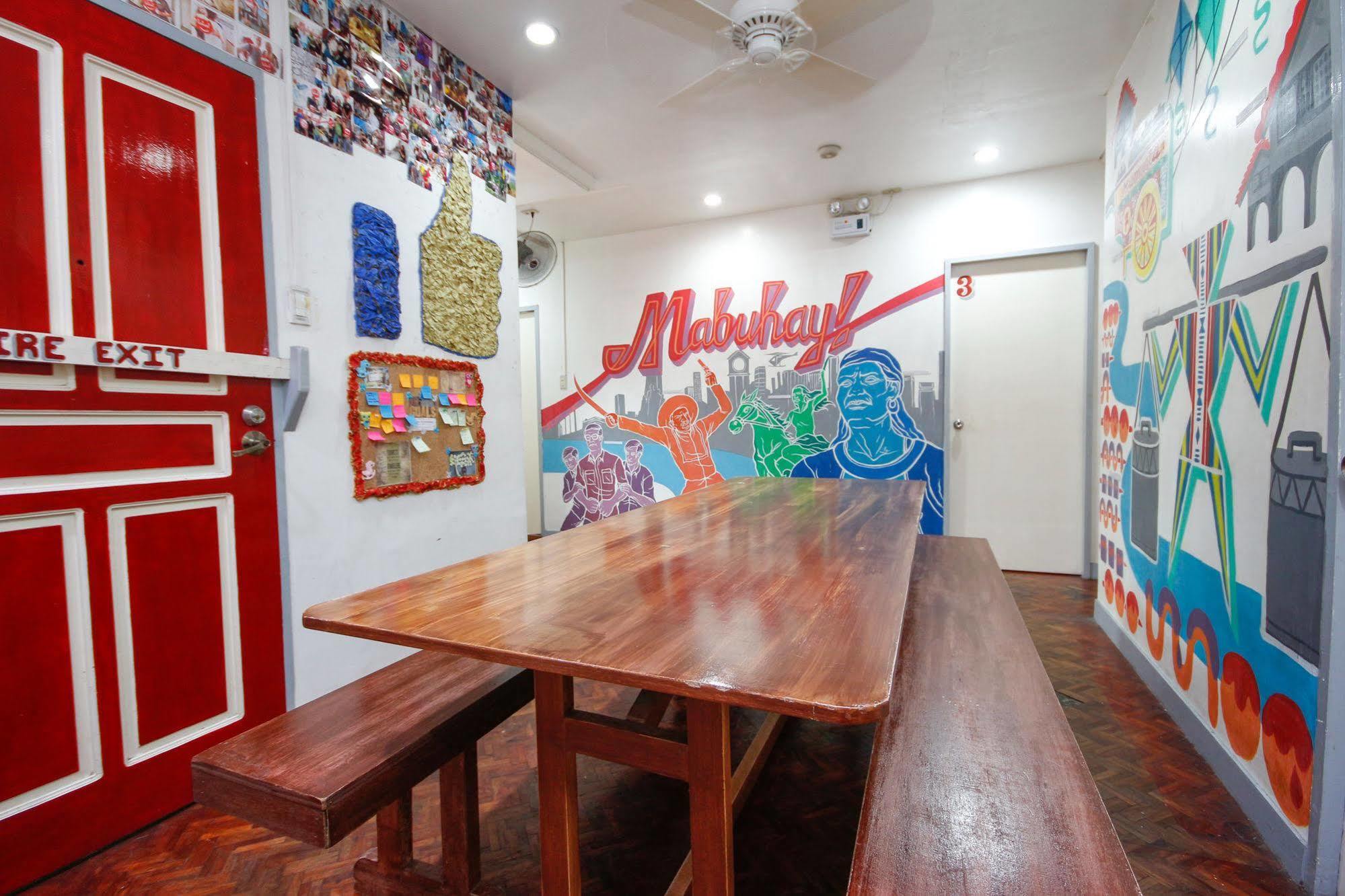 Lokal Hostel Makati City Extérieur photo